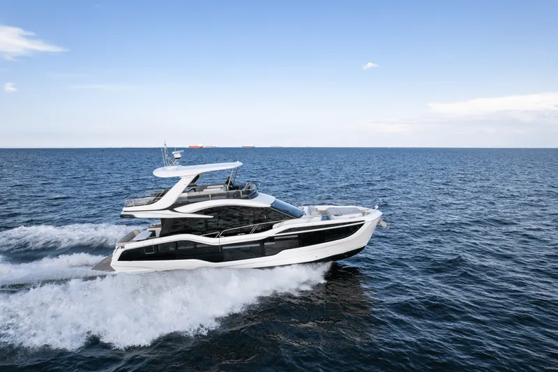 Slide: The Image of Galeon 560 FLY 2024 - 9