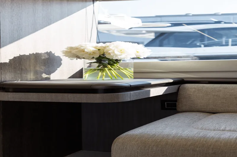 Slide: The Image of Galeon 560 FLY 2024 - 90