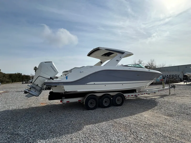 Slide: The Image of Sea Ray SLX 310 Outboard 2026 - 5