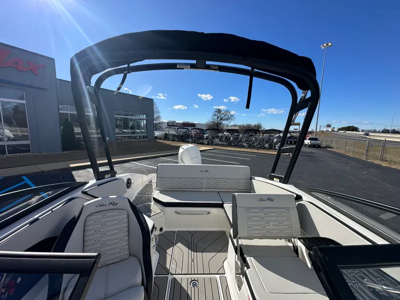 Slide: The Image of Sea Ray SPX 210 Outboard 2026 - 17