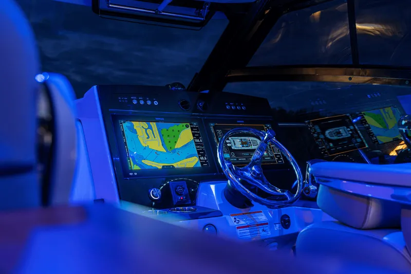 Slide: The Image of Boston Whaler 365 Conquest 2026 - 21