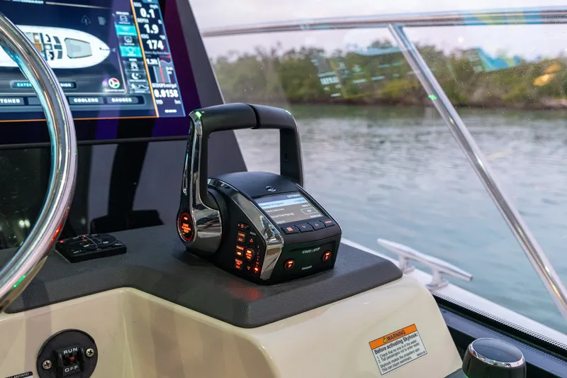 Slide: The Image of Boston Whaler 365 Conquest 2026 - 48