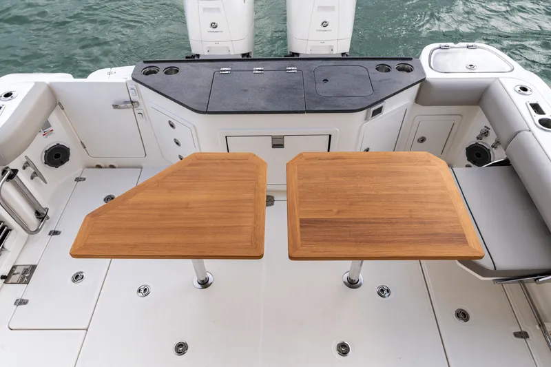 Slide: The Image of Boston Whaler 365 Conquest 2026 - 62