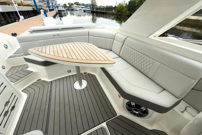 Slide: The Image of Sea Ray SLX 310 Outboard 2026 - 10