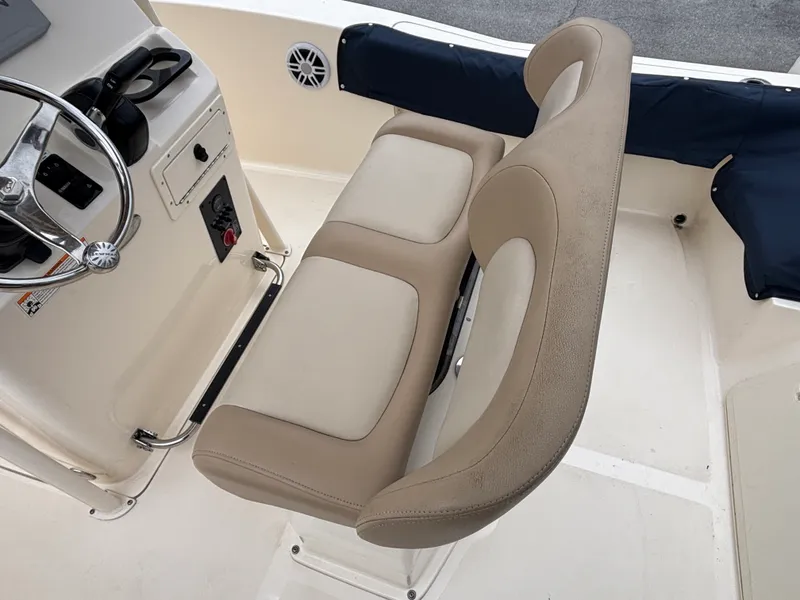 Slide: The Image of Scout 195 SF 2023 - 13