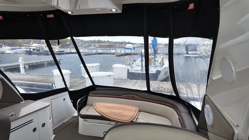 Slide: The Image of Sea Ray 370 SUNDANCER 2016 - 11