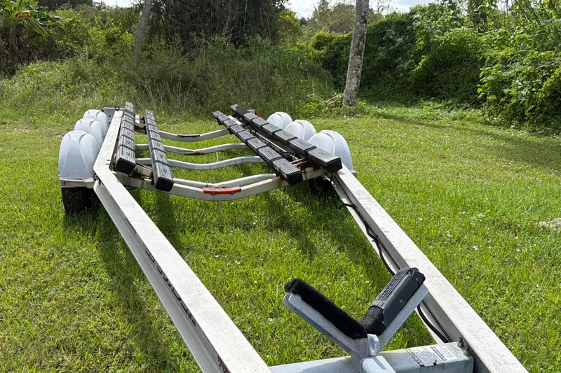 Slide: The Image of Century 2901 Center Console 2009 - 22