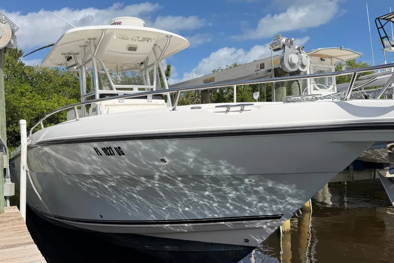 Slide: The Image of Century 2901 Center Console 2009 - 3