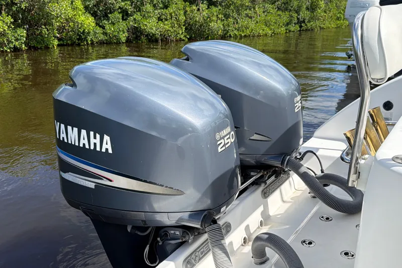 Slide: The Image of Century 2901 Center Console 2009 - 19