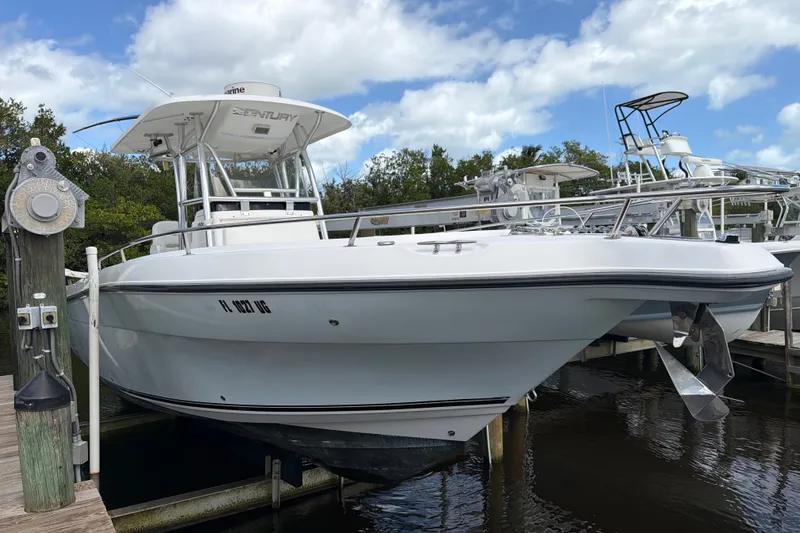 Slide: The Image of Century 2901 Center Console 2009 - 1