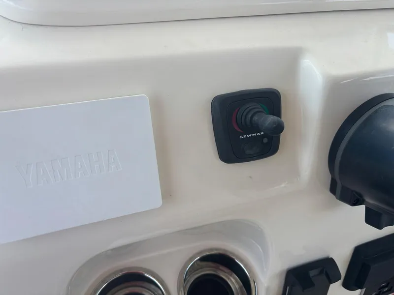 Slide: The Image of Grady-White 330 EXPRESS 2023 - 12