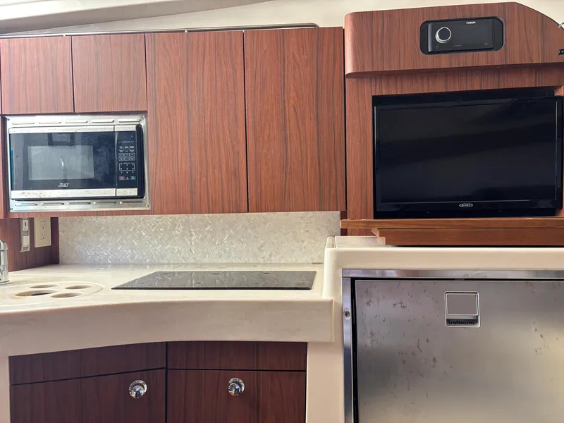 Slide: The Image of Grady-White 330 EXPRESS 2023 - 20