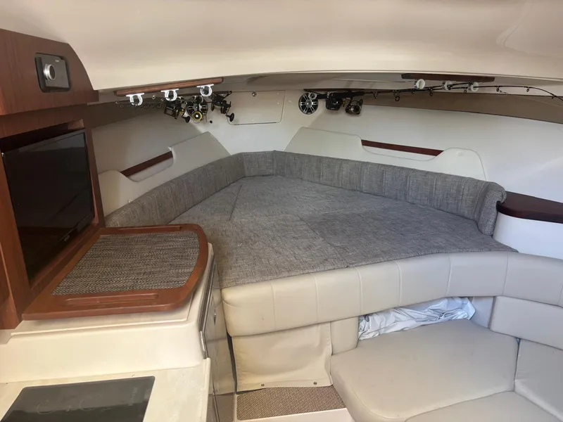 Slide: The Image of Grady-White 330 EXPRESS 2023 - 22