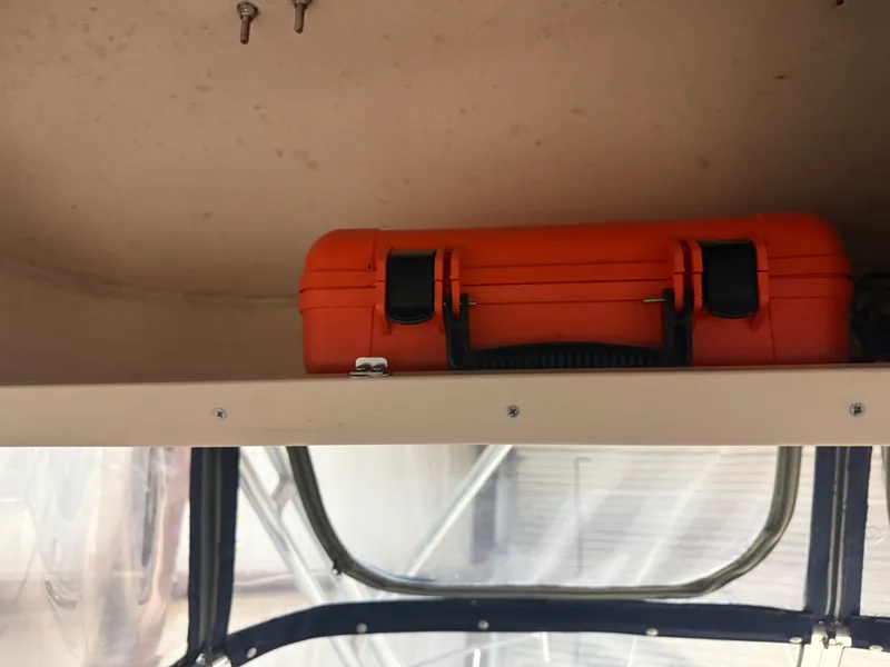 Slide: The Image of Grady-White Marlin 300 2002 - 29