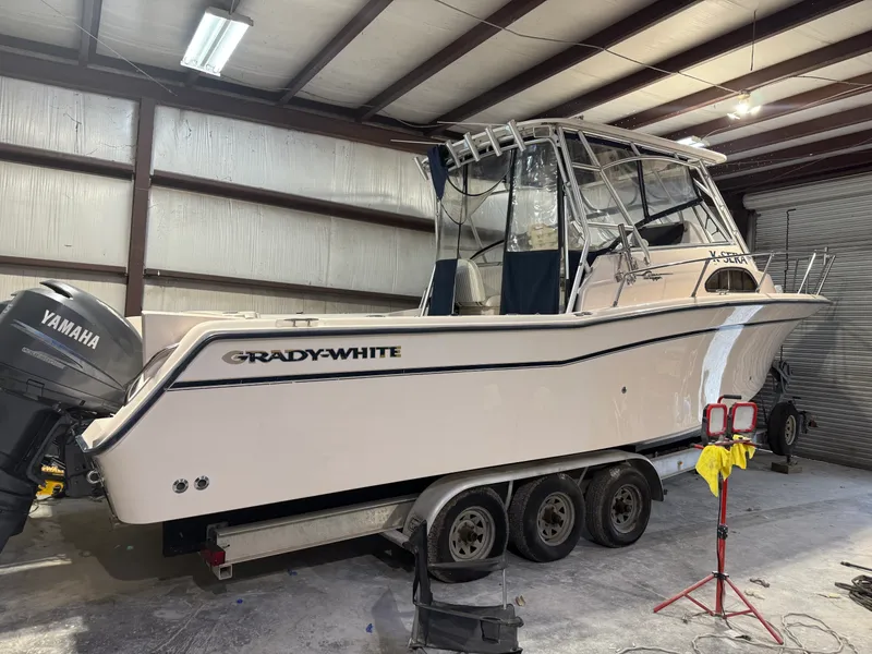 Slide: The Image of Grady-White Marlin 300 2002 - 8