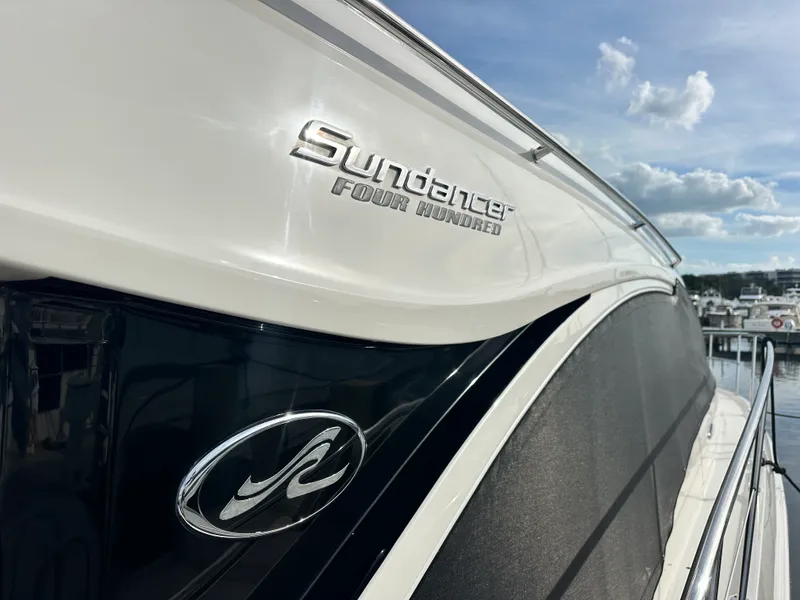 Slide: The Image of Sea Ray 400 SUNDANCER 2016 - 46