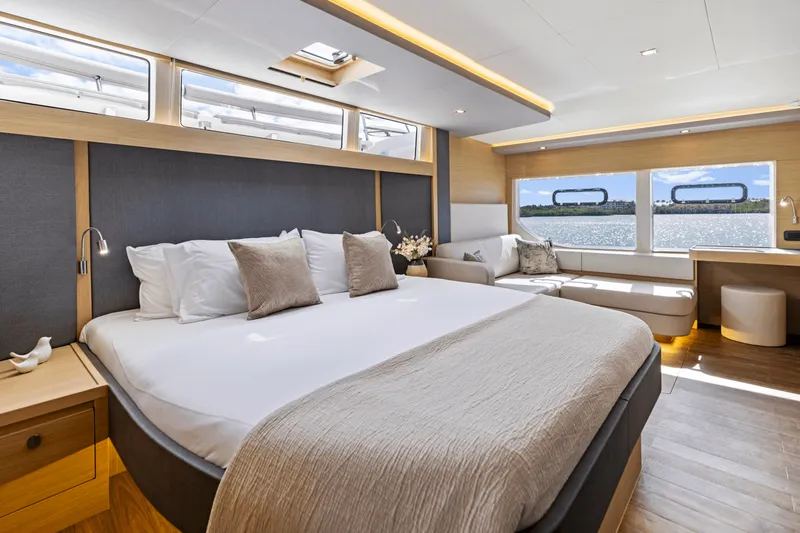 Slide: The Image of Aquila 50 Yacht 2026 - 100