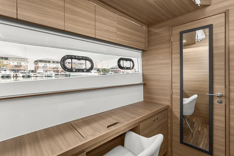 Slide: The Image of Aquila 54 2022 - 11