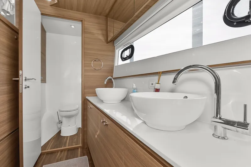 Slide: The Image of Aquila 54 2022 - 13