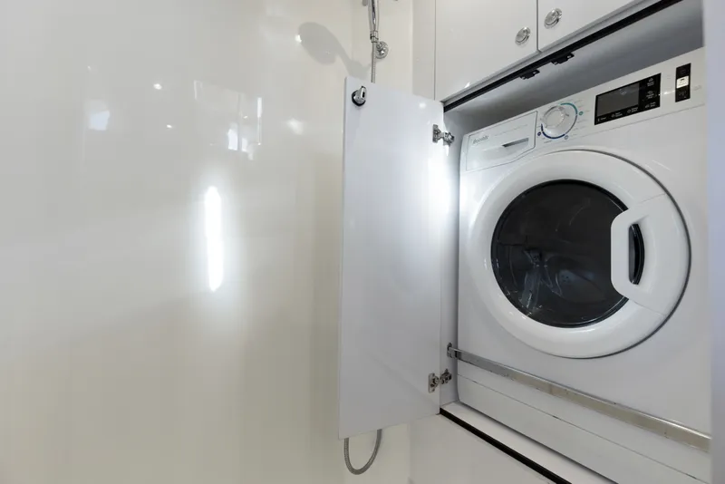 Slide: The Image of Aquila 54 2022 - 15