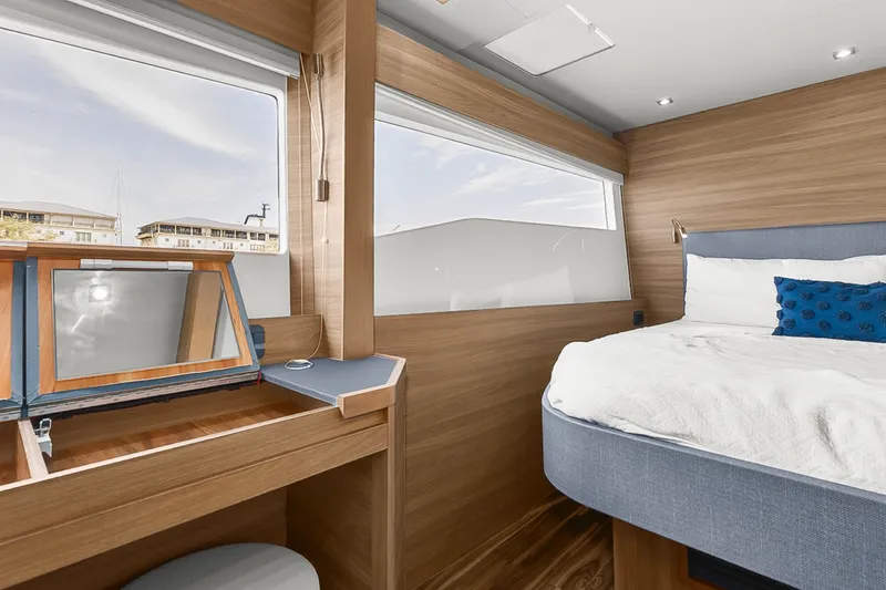 Slide: The Image of Aquila 54 2022 - 21