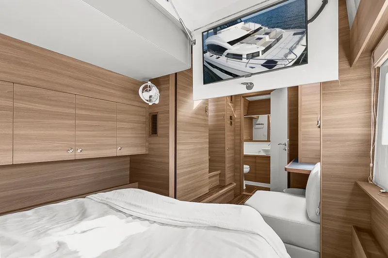 Slide: The Image of Aquila 54 2022 - 22