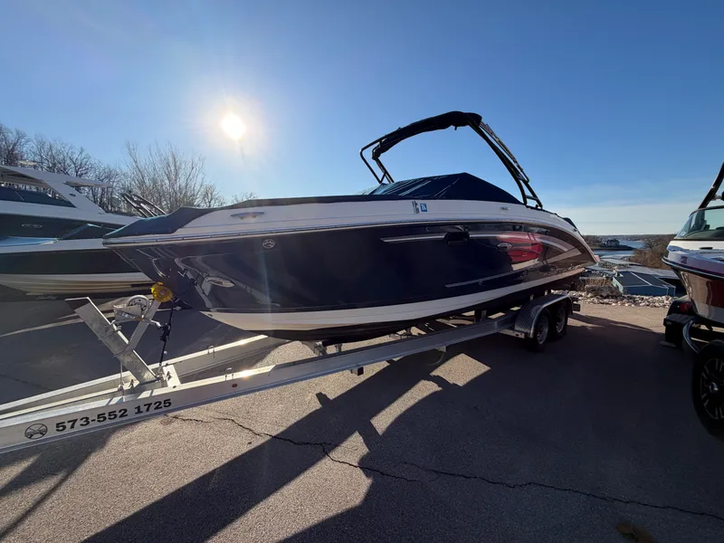 The Image of Sea Ray 270 SUNDECK 2015 - 0