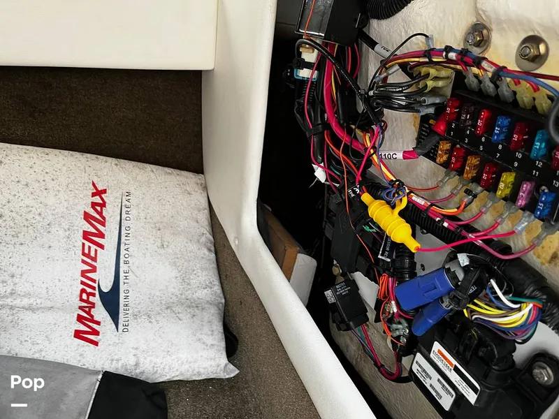 Slide: The Image of Sea Ray 280 Sundeck 2014 - 14482590