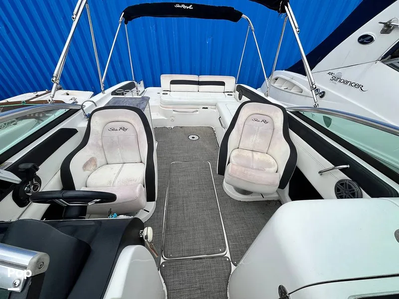 Slide: The Image of Sea Ray 280 Sundeck 2014 - 16556030
