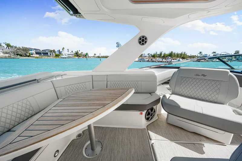 Slide: The Image of Sea Ray SLX 310 Outboard 2026 - 22