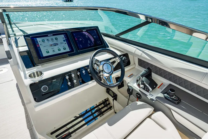 Slide: The Image of Sea Ray SLX 310 Outboard 2026 - 26