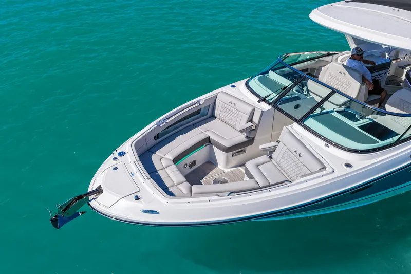 Slide: The Image of Sea Ray SLX 310 Outboard 2026 - 30