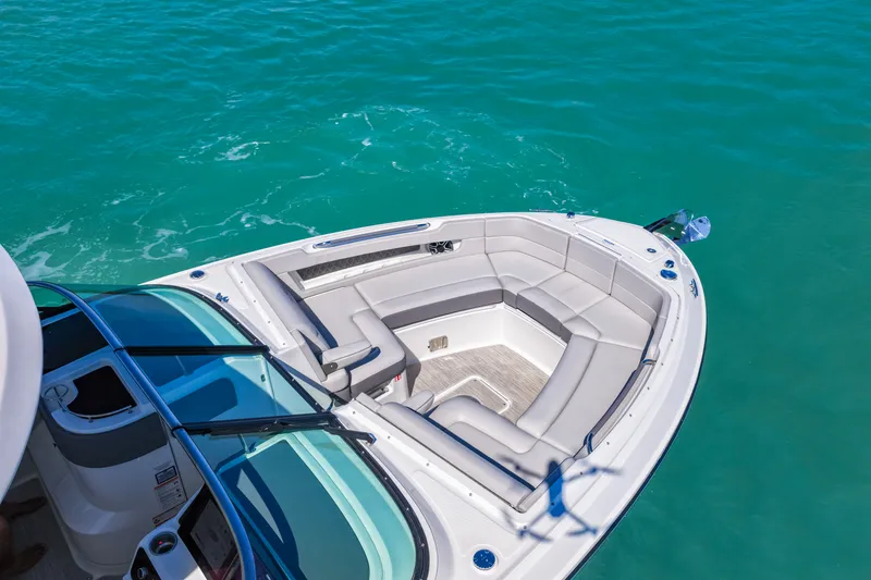 Slide: The Image of Sea Ray SLX 310 Outboard 2026 - 31