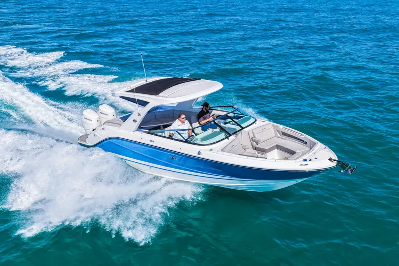 Slide: The Image of Sea Ray SLX 310 Outboard 2026 - 44