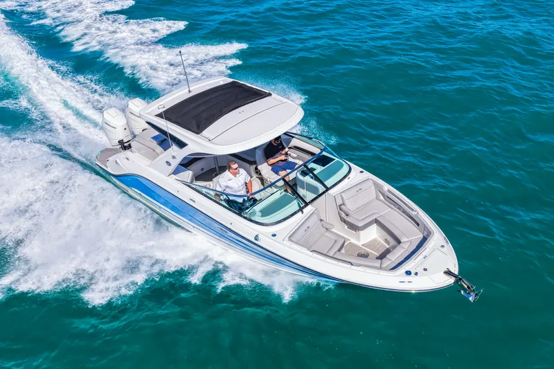 Slide: The Image of Sea Ray SLX 310 Outboard 2026 - 45