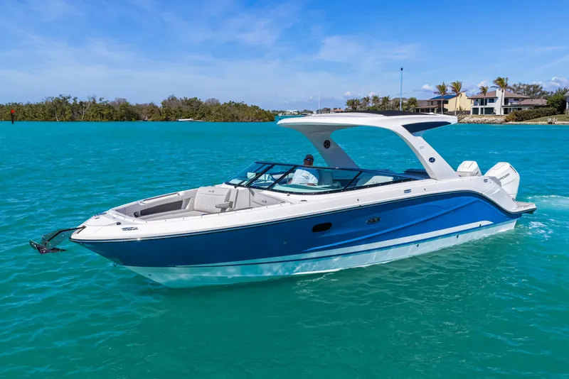 Slide: The Image of Sea Ray SLX 310 Outboard 2026 - 52