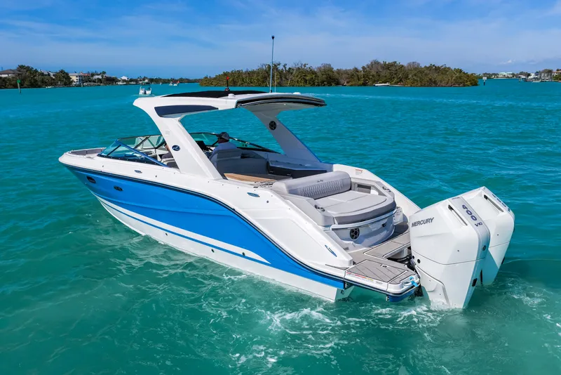 Slide: The Image of Sea Ray SLX 310 Outboard 2026 - 56