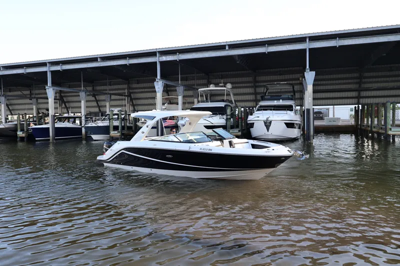 Slide: The Image of Sea Ray SLX 310 OB 2018 - 0