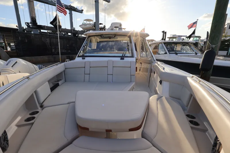Slide: The Image of Boston Whaler 380 Realm 2019 - 29