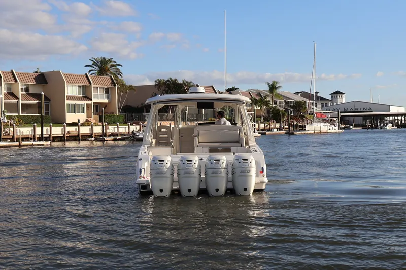 Slide: The Image of Boston Whaler 380 Realm 2019 - 8
