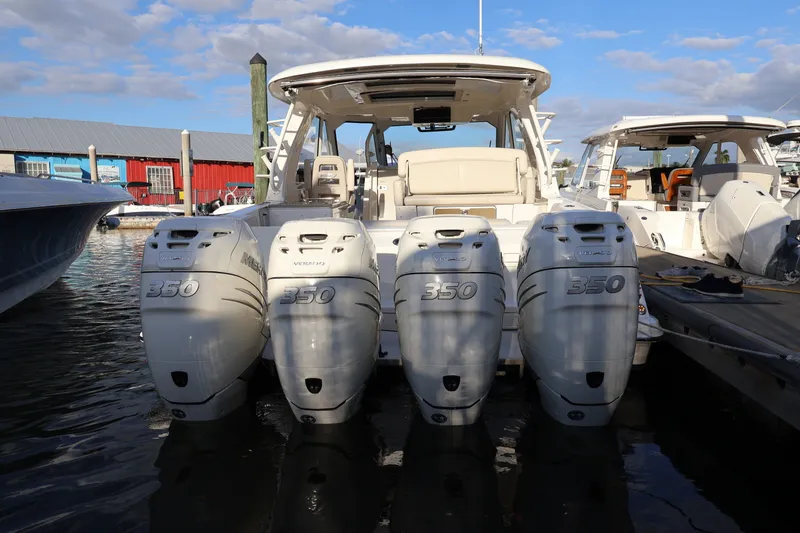 Slide: The Image of Boston Whaler 380 Realm 2019 - 9