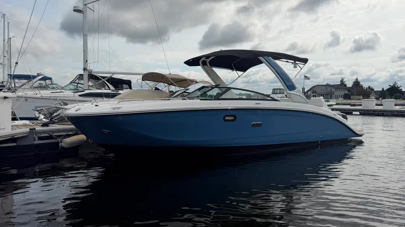 Slide: The Image of Sea Ray SDX 290 2026 - 1