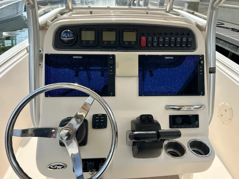 Slide: The Image of Grady-White 257 FSM 2015 - 15