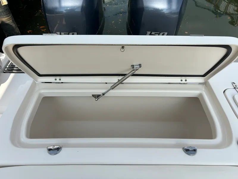 Slide: The Image of Grady-White 257 FSM 2015 - 9