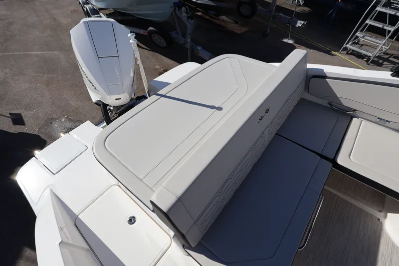 Slide: The Image of Sea Ray SPX 210 Outboard 2026 - 24