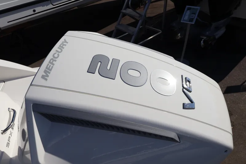 Slide: The Image of Sea Ray SPX 210 Outboard 2026 - 25