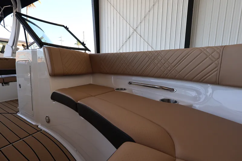 Slide: The Image of Sea Ray SDX 250 Outboard 2026 - 24