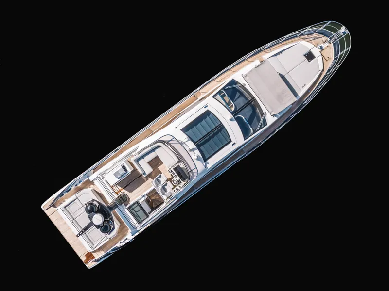 Slide: The Image of Azimut S7 2022 - 4