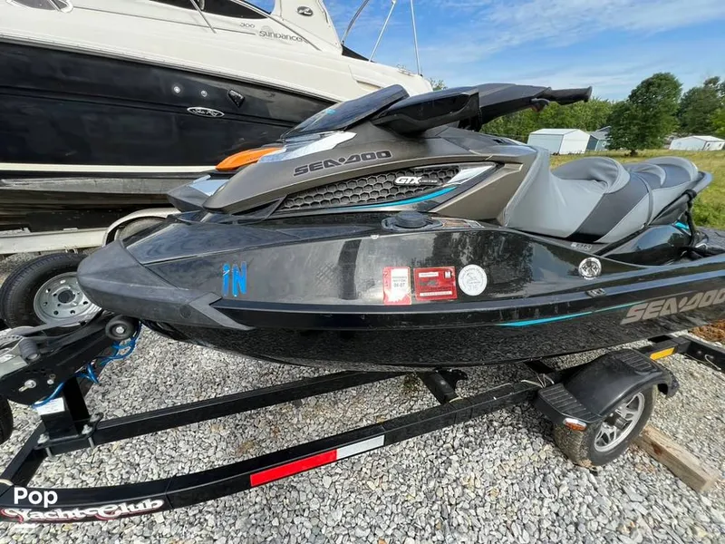 Slide: The Image of Sea-Doo GTI SE 170 & 2016 GTX Limited 300 2021 - 14454195