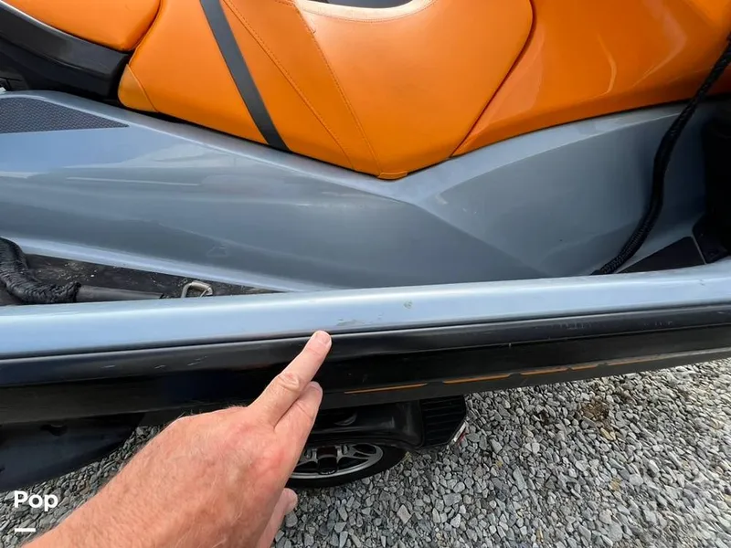 Slide: The Image of Sea-Doo GTI SE 170 & 2016 GTX Limited 300 2021 - 14454214